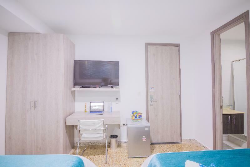 Velik Ocean Hotel Aeropuerto Cartagena Екстериор снимка
